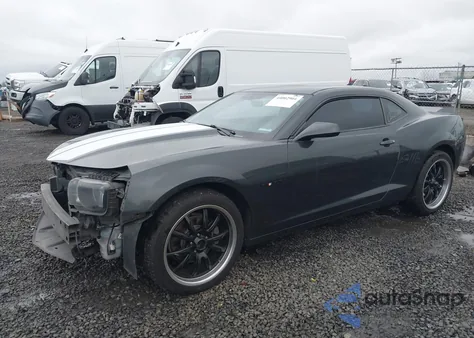 2013 Chevrolet Camaro 2Ls z USA, uszkodzony, nr VIN 2G1FA1E3XD9105164
